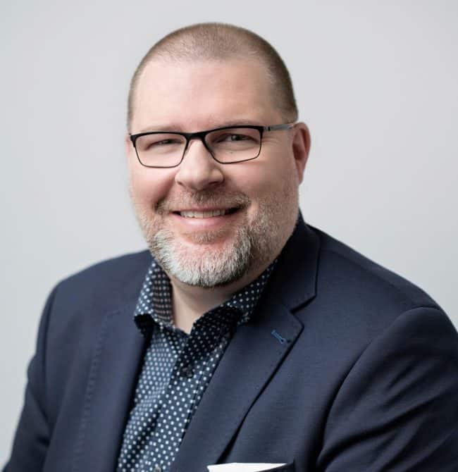 Benoit Desgroseillers, MBA, CHRA, PCC